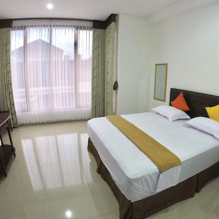 Padma Laguna Guesthouse Baturetno Eksteriør billede